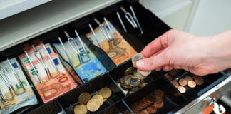 Els preus s’apugen tres dècimes al novembre a Girona per l’alça de la roba i el calçat arran de la proximitat del Nadal