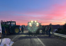 La C-16 torna a estar oberta en tots dos sentits després de les protestes dels pagesos tancament c-16 ACN