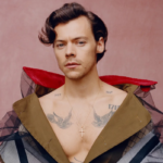 Harry Styles encén les alarmes del seu retorn amb una web misteriosa i cartells arreu del món harry-styles-encen-les-alarmes-del-seu-retorn-amb-una-web-misteriosa-i-cartells-arreu-del-mon