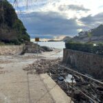 Begur neteja les platges afectades pel temporal per garantir-ne la seguretat i la conservació privat:-begur-inicia-les-tasques-de-neteja-i-retirada-de-residus-a-les-platges-despres-del-temporal