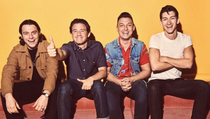 arctic-monkeys-publicaran-una-nova-canco-aquest-dijous-en-un-projecte-benefic-de-war-child