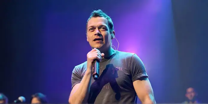mor-brad-arnold,-veu-i-fundador-de-3-doors-down,-als-47-anys