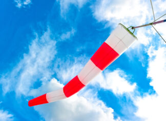 El vent causa 1.500 incidents a Catalunya i obliga a extremar la prudència durant el Carnestoltes privat:-fase-d’alerta-ventcat-·-dijous-12-de-febrer