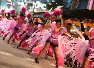 Mar i Muntanya i La Banda del Pati triomfen a la Gran Rua del Carnaval de Platja d’Aro 2026 privat:-guardons-de-la-gran-rua-de-carrosses-i-comparses-de-castell,-platja-d’aro-i-s’agaro-2026