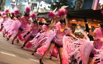 Mar i Muntanya i La Banda del Pati triomfen a la Gran Rua del Carnaval de Platja d’Aro 2026 privat:-guardons-de-la-gran-rua-de-carrosses-i-comparses-de-castell,-platja-d’aro-i-s’agaro-2026