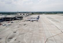 L’aeroport de Girona tanca el primer semestre fregant els 833.000 passatgers, un 7,3% menys que fa un any privat:-l’aeroport-de-girona-tanca-el-gener-amb-un-8,2%-menys-de-passatgers