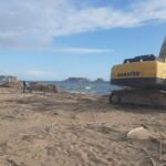 privat:-s’inicien-els-treballs-de-neteja-de-residus-a-les-platges-de-torroella-per-garantir-ne-la-posada-a-punt-per-setmana-santa