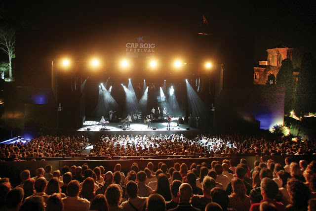 el-festival-cap-roig-anuncia-el-cartell-de-l’edicio-2026-amb-bryan-adams,-31-fam,-miki-nunez-o-mika