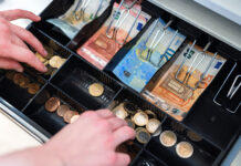 Els preus s’abaixen tres dècimes al gener a Girona arran de les rebaixes i la inflació interanual davalla al 2%