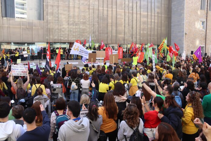 vaga educació docents