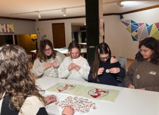 Palamós impulsa una campanya per prevenir riscos i promoure la convivència durant el Carnaval Palamós campanya prevenció de riscos Carnaval