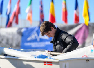 El vent obliga a suspendre la primera jornada del Palamós Optimist Trophy