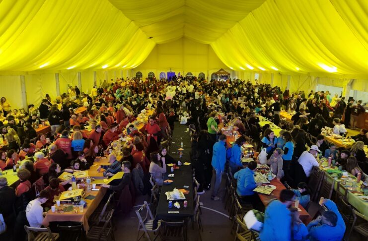 El Sopar de Colles dona el tret de sortida al Carnaval de Sant Feliu de Guíxols