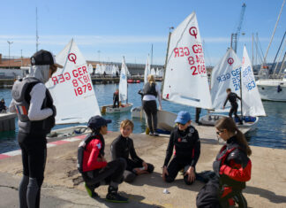 El Trofeu Internacional Optimist de Palamós redueix la flota i recupera la base al port