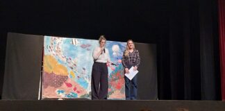 Uns 300 alumnes de sisè de Primària participen a la VI Jornada “English Day” a Palamós Palamós anglès