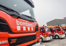 Un incendi en una nau a prop de la nova estació d’autobusos de Palamós obliga a mobilitzar diversos serveis d’emergència privat:-un-incendi-crema-una-nau-ocupada-a-palamos-i-obliga-a-desallotjar-la