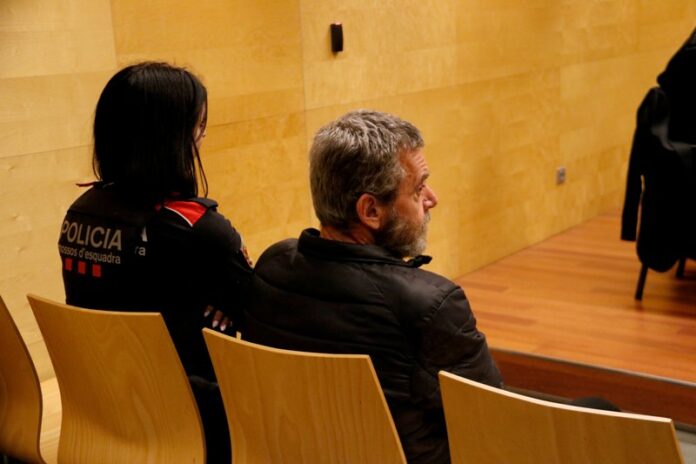 privat:-trien-el-jurat-popular-i-comenca-el-judici-contra-l’acusat-de-matar-un-home-a-cops-de-matxet-a-verges