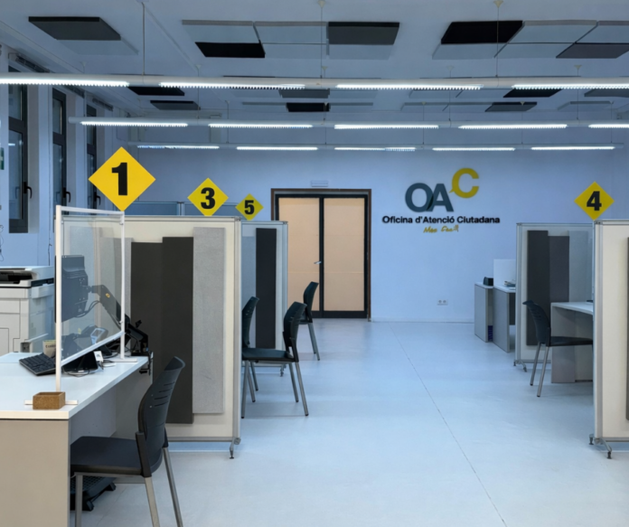 privat:-l’ajuntament-de-palafrugell-reforca-la-proximitat-de-l’oac-amb-mes-horari,-atencio-domiciliaria-i-nova-seu-electronica