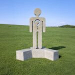 privat:-exposicio-d’escultura-de-gran-format-“la-veu-de-la-pedra”-de-duvan-al-parc-dels-estanys-de-platja-d’aro