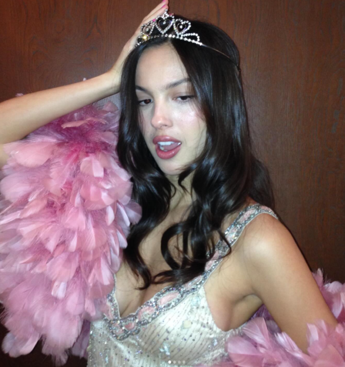 olivia-rodrigo-activa-una-nova-era-i-escalfa-motors-per-al-seu-tercer-disc