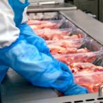 privat:-les-exportacions-gironines-cauen-un-18%-al-gener-arrossegades-pel-descens-de-les-carnies-i-el-sector-quimic