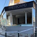 privat:-el-vent-causa-destrosses-en-aparadors-i-mobiliari-urba-a-platja-d’aro