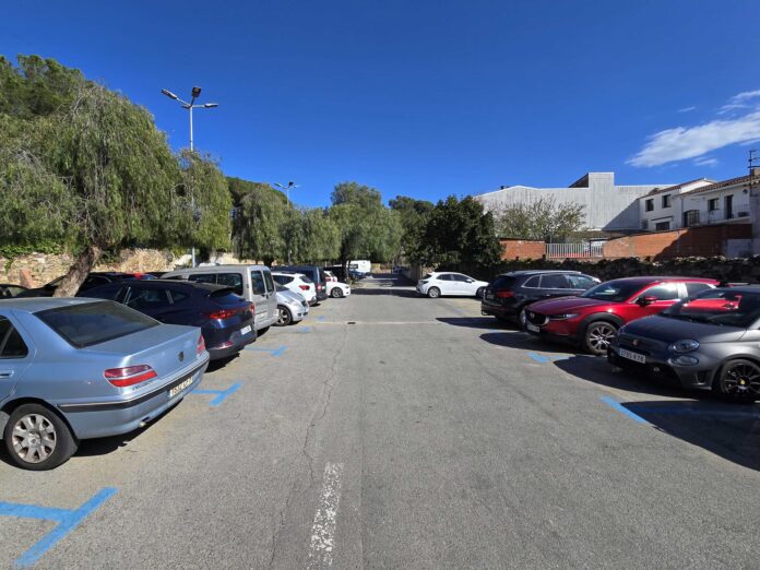 Calonge i Sant Antoni projecta el soterrament de l'aparcament del carrer Anselm Clavé per fer-hi una gran zona verda urbana i habitatges