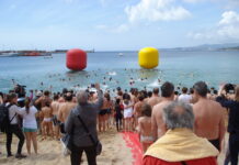 Palamós dona el tret de sortida a la temporada de platja amb el “Primer Bany de l’Any” primer bany de l'any palamós