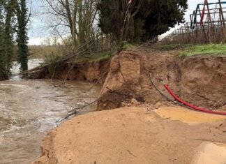 Unió de Pagesos denuncia la “manca d’eficàcia” a l’hora de reparar la mota de Gualta Mota de Gualta Unió de Pagesos
