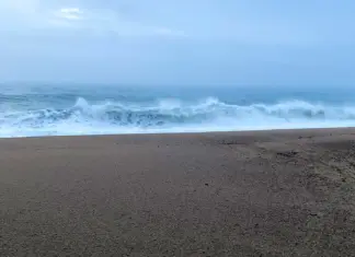 Protecció Civil demana prudència davant l’episodi de vent i onades d’avui i demà a l’Empordà