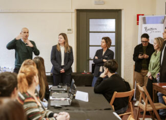 La primera jornada Talent i Empresa de Begur connecta empreses i persones que busquen feina