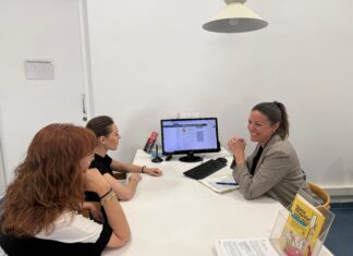 Palamós amplia el Servei d’Orientació d’Àmbit Comunitari per reforçar l’acompanyament educatiu