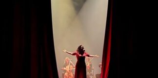 Sílvia Pérez Cruz celebra 30 anys de trajectòria amb un gran concert a la sala Olympia de París