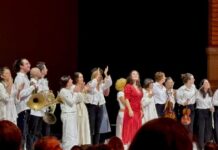 Sílvia Pérez Cruz bufa les espelmes dels 30 anys de carrera al Gran Teatre del Liceu