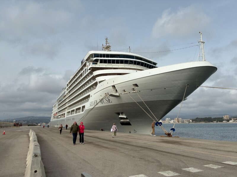 Primer creuer, Silver Muse, de la temporada 2026 al port de Palamós