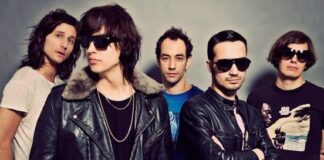 The Strokes anuncien nou disc per aquest estiu amb “Reality Awaits” the-strokes-anuncien-nou-disc-per-aquest-estiu-amb-“reality-awaits”
