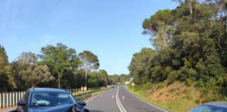 Un accident greu entre dos turismes obliga a tallar la carretera entre Palafrugell i Begur