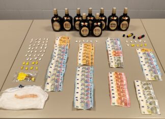 Els Mossos d’Esquadra detenen dues persones a Calonge amb droga i diners en efectiu dins un cotxe