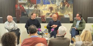 Així va anar la presentació d’Aquella nit al Tiffany’s, a Platja d’Aro presentació aquella nit al tiffany's a platja d'aro