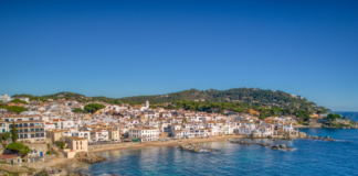 Palafrugell reforça la recollida comercial al front marítim de Calella, Llafranc i Tamariu sistema de recollida de residus