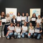 El sector turístic del Baix Empordà es forma en llengua de signes catalana per millorar l’atenció als visitants