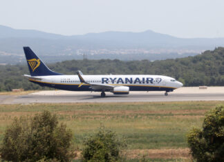 Els passatgers a l’aeroport de Girona baixen un 15% a l’abril i es queden en 173.931 aeroport de Girona // ACN