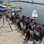 privat:-una-batalla-simbolica-de-gegants-contra-molins-denuncia-a-l’estartit-els-macroprojectes-de-renovables