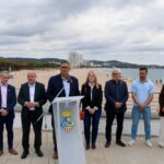 privat:-platja-d’aro-estrena-el-tram-sud-del-passeig-maritim-i-preveu-que-la-remodelacio-del-nord-comenci-el-2028
