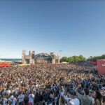 Estrella Damm reuneix 30.000 persones al Fòrum en una gran celebració musical pels seus 150 anys estrella-damm-reuneix-30.000-persones-al-forum-en-una-gran-celebracio-musical-pels-seus-150-anys