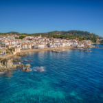 privat:-palafrugell-reforca-la-recollida-comercial-al-front-maritim-de-calella,-llafranc-i-tamariu-els-caps-de-setmana-amb-l’objectiu-de-millorar-la-imatge-dels-nuclis