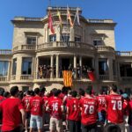 Narcís Ferrer: “El club mai ha de perdre l’essència de saber d’on ve i qui és” privat:-el-club-handbol-garbi-celebra-amb-una-rua-i-una-recepcio-a-l’ajuntament-de-palafrugell-l’ascens-a-primera-nacional-masculina