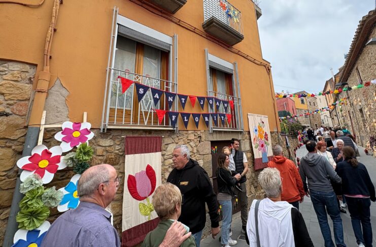 El Sant Joan Florit aplega centenars de persones al nucli antic de Sant Joan de Palamós
