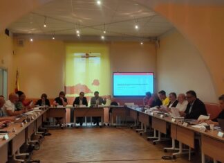 Els alcaldes del Baix Empordà busquen una estratègia conjunta sobre taxa turística i energies renovables