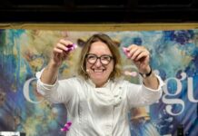 Iolanda Bustos porta la cuina de les flors i el paisatge de l’Empordà a les jornades CuinAigua